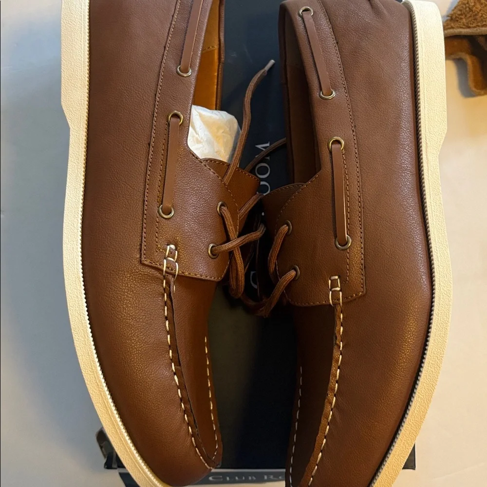 CLUB ROOM TAN BOAT SHOE SIZE 13 NEW WITH BOX MSRP $59.99